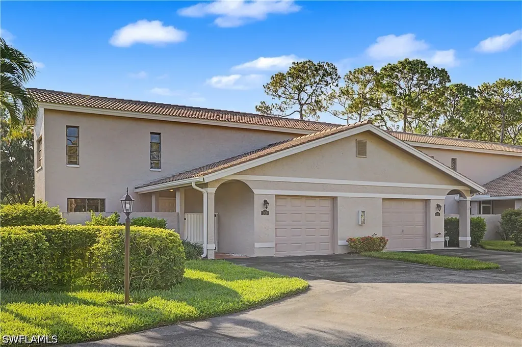 908 Augusta Boulevard Naples FL 34113