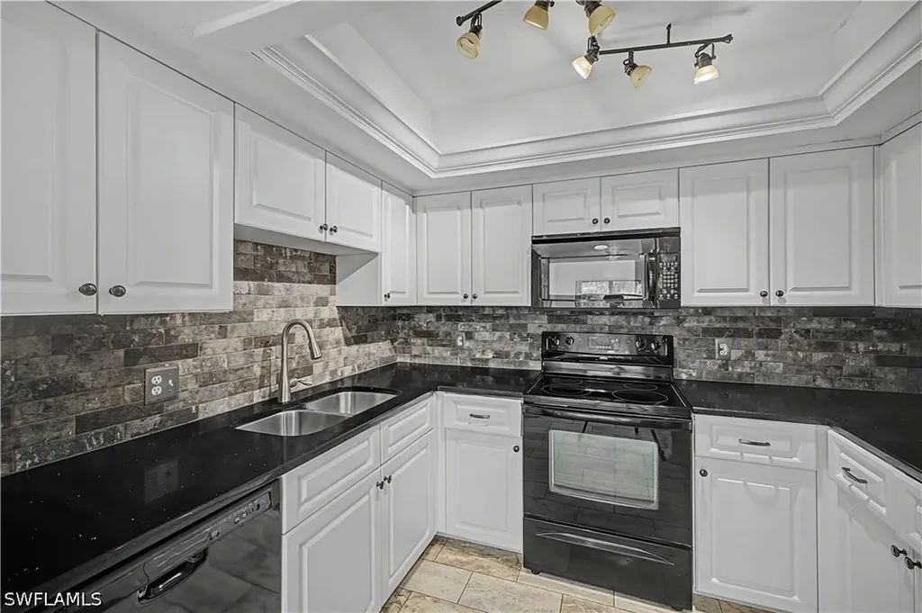 908 Augusta Boulevard Naples FL 34113
