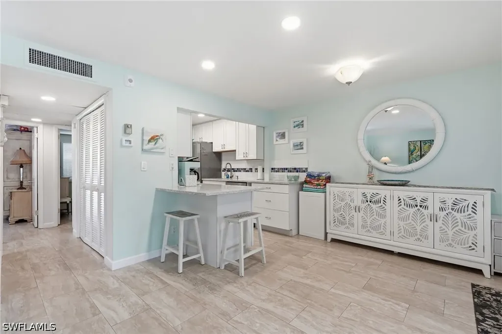 1065 Gulf Shore Boulevard N Naples FL 34102