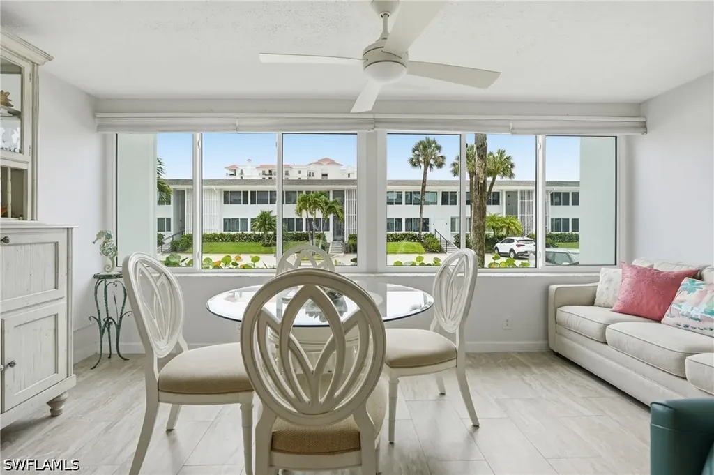 1065 Gulf Shore Boulevard N Naples FL 34102