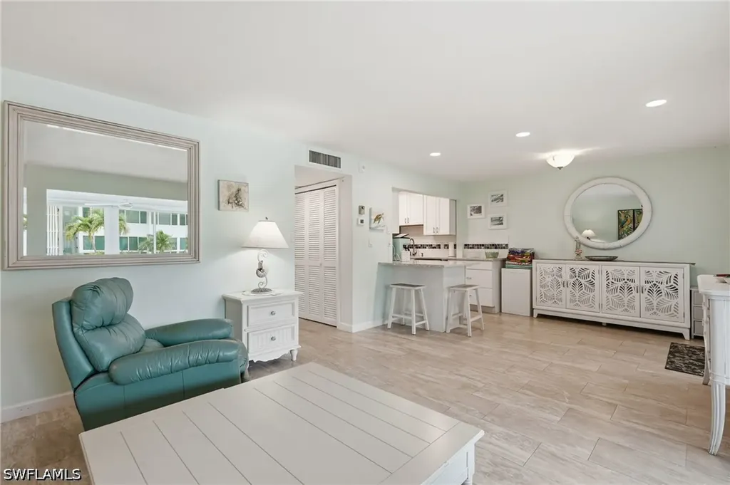 1065 Gulf Shore Boulevard N Naples FL 34102