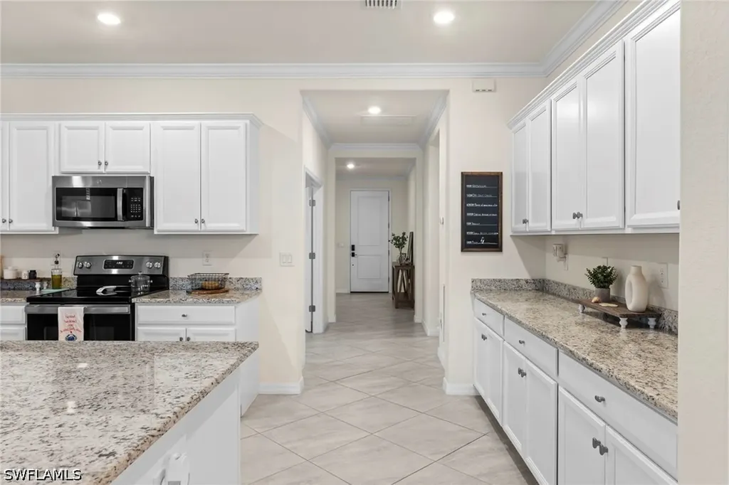 2225 Cara Cara Way Naples FL 34120