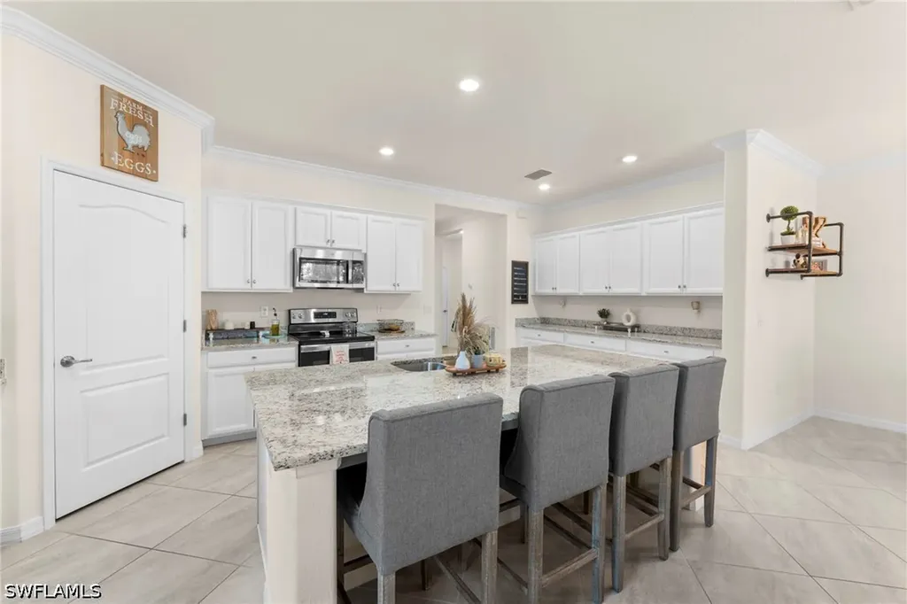 2225 Cara Cara Way Naples FL 34120
