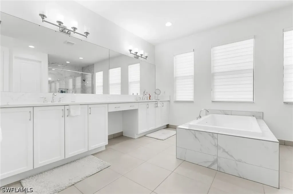 20557 Fair Oak Lane Estero FL 33928