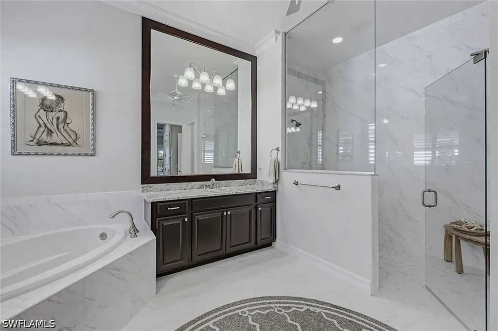 9454 Lagomar Court Naples FL 34114