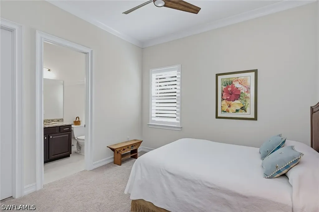 9454 Lagomar Court Naples FL 34114