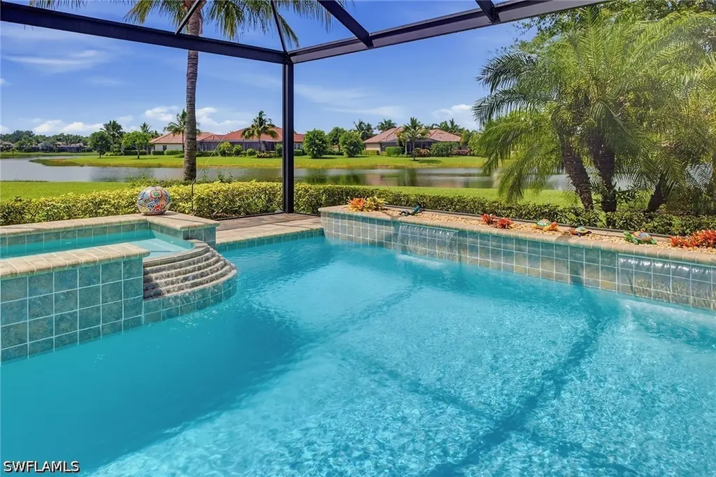 9454 Lagomar Court Naples FL 34114