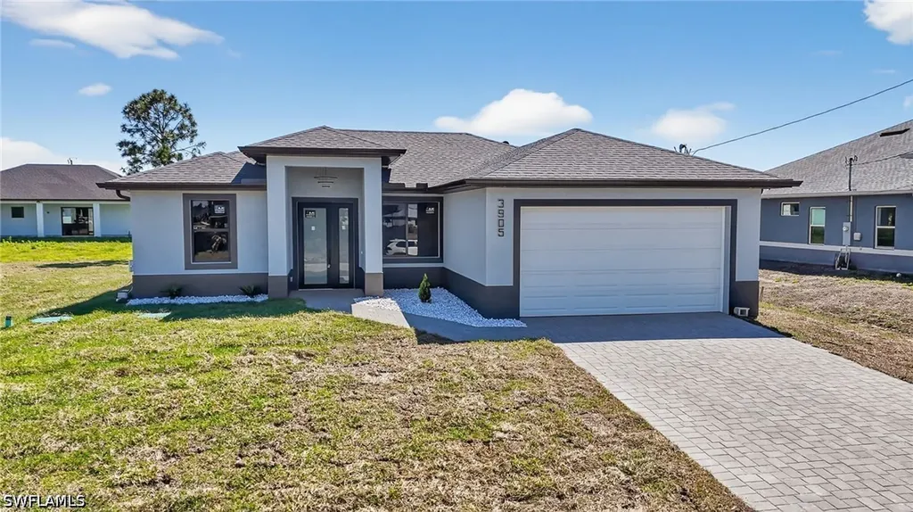 3905 11th Street SW Lehigh Acres FL 33976