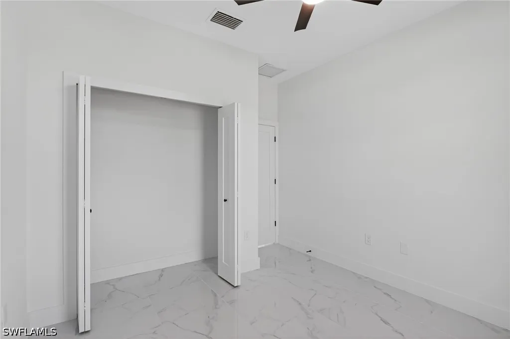 3905 11th Street SW Lehigh Acres FL 33976