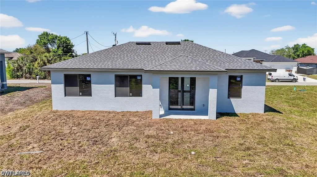 3905 11th Street SW Lehigh Acres FL 33976