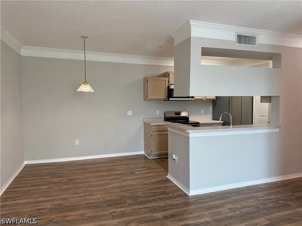 11540 Villa Grand Fort Myers FL 33913