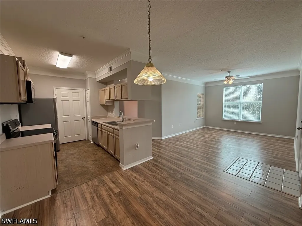11540 Villa Grand Fort Myers FL 33913