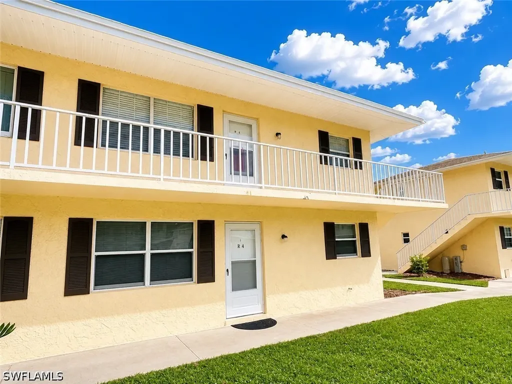 3325 Airport Road N Naples FL 34105