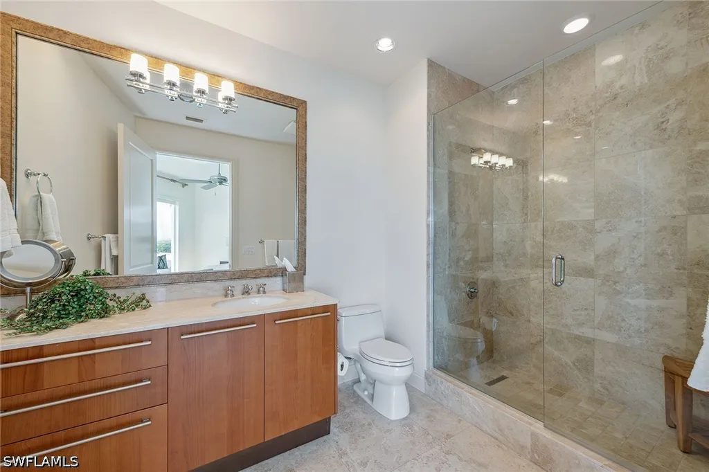 13675 Vanderbilt Drive Naples FL 34110