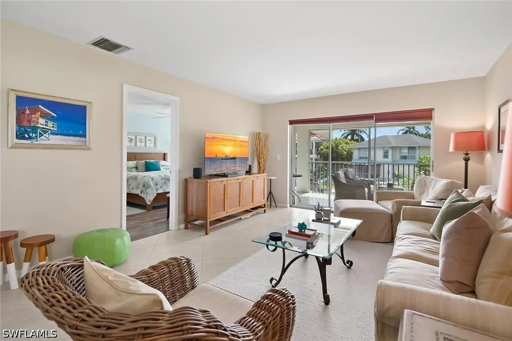 1435 Blue Point Avenue Naples FL 34102