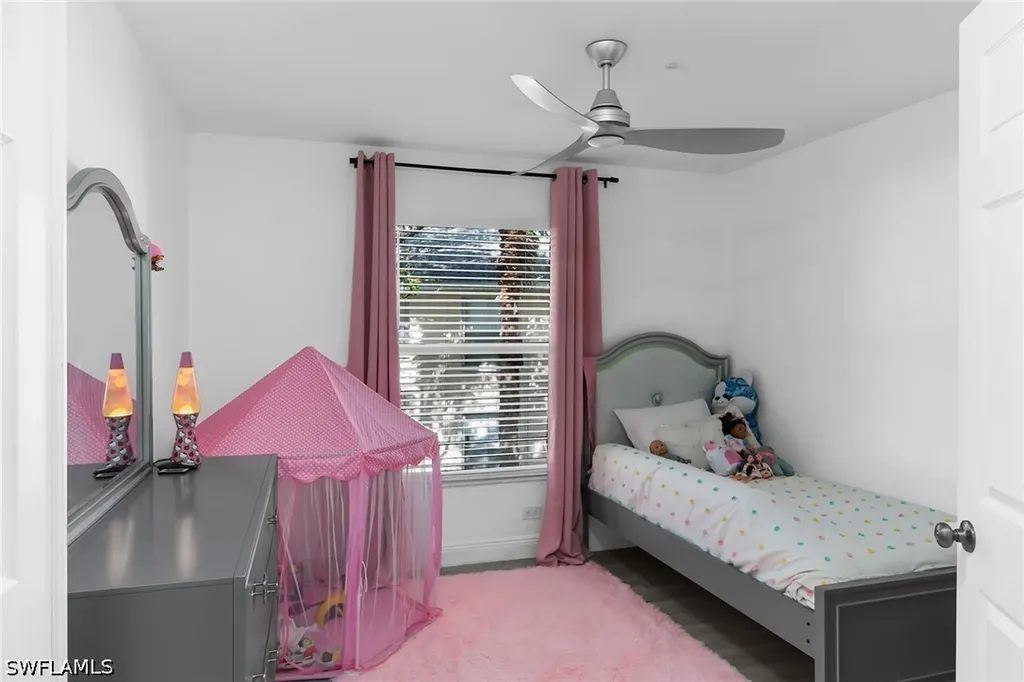 653 Squire Circle Naples FL 34104