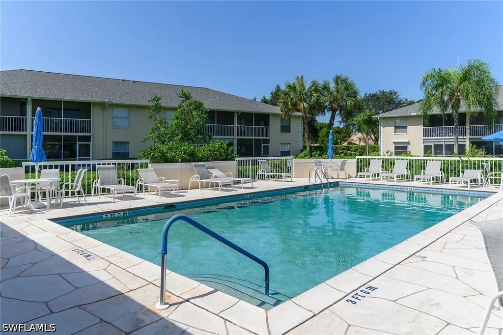 653 Squire Circle Naples FL 34104
