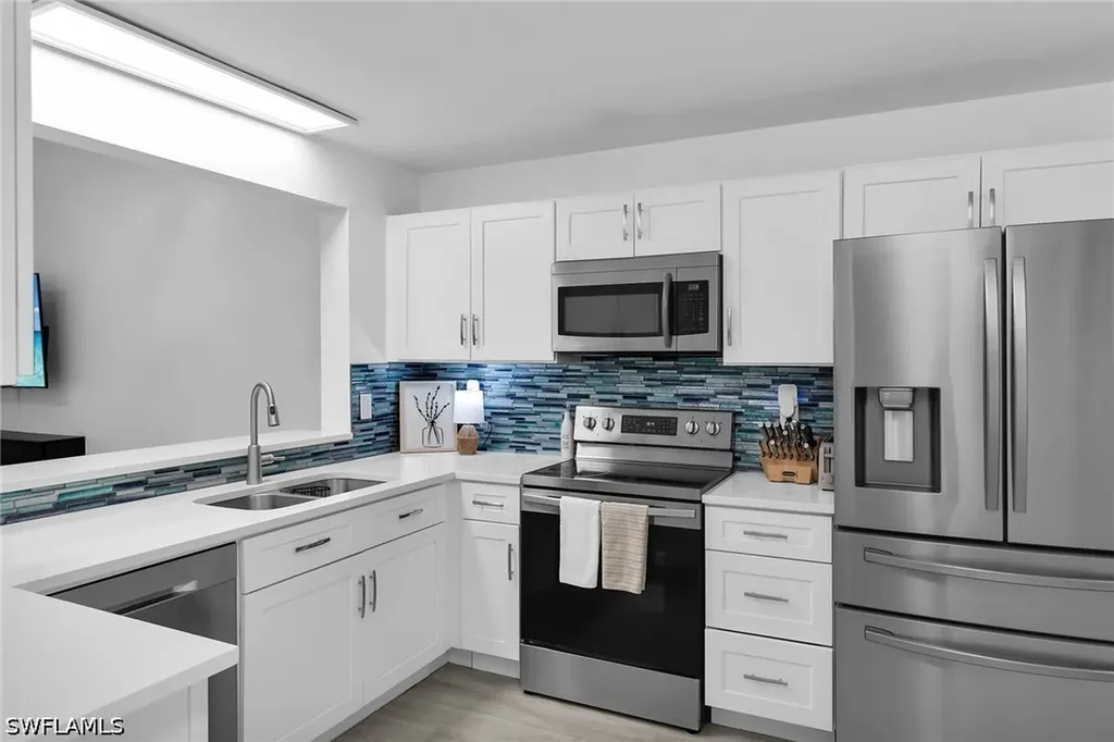 653 Squire Circle Naples FL 34104
