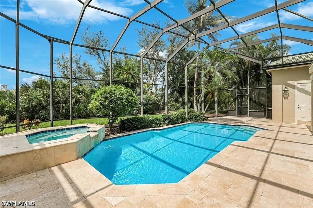 Bonita Springs FL, 26187 Isle Way