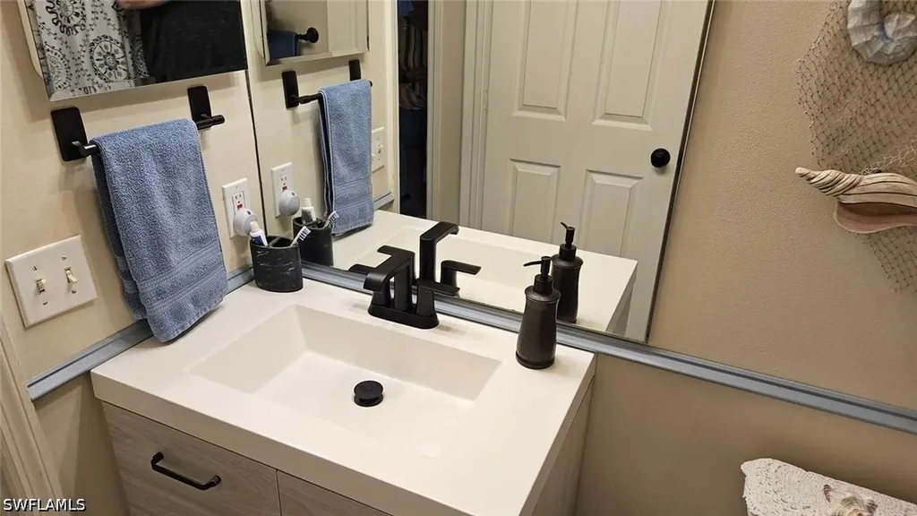 27142 Jackson Avenue Bonita Springs FL 34135