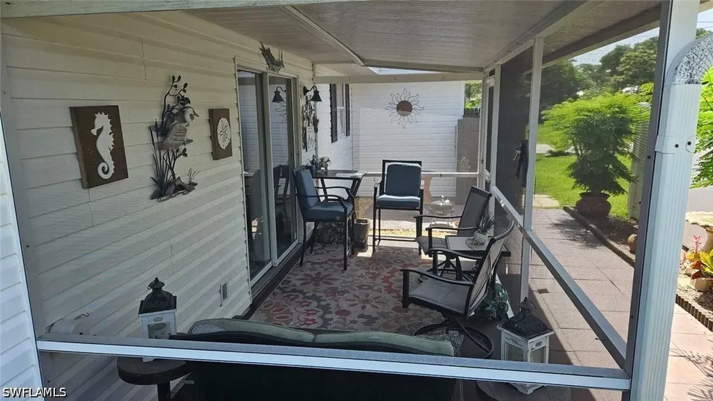 27142 Jackson Avenue Bonita Springs FL 34135