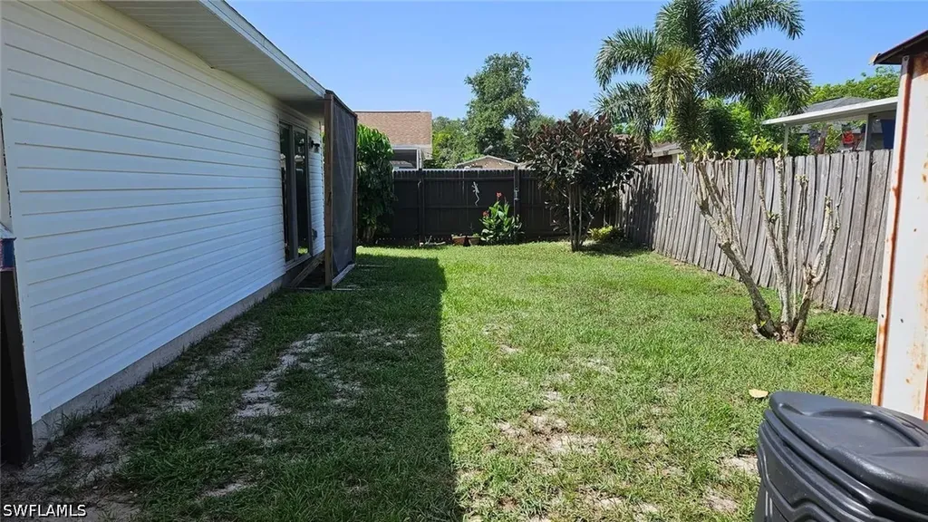 27142 Jackson Avenue Bonita Springs FL 34135
