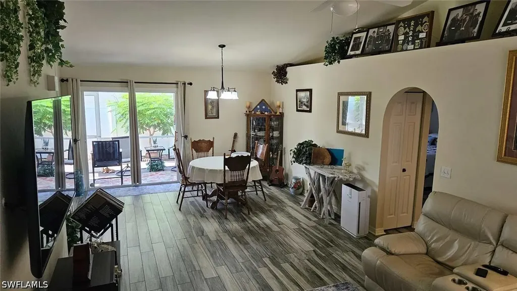 27142 Jackson Avenue Bonita Springs FL 34135