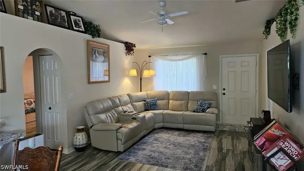 27142 Jackson Avenue Bonita Springs FL 34135