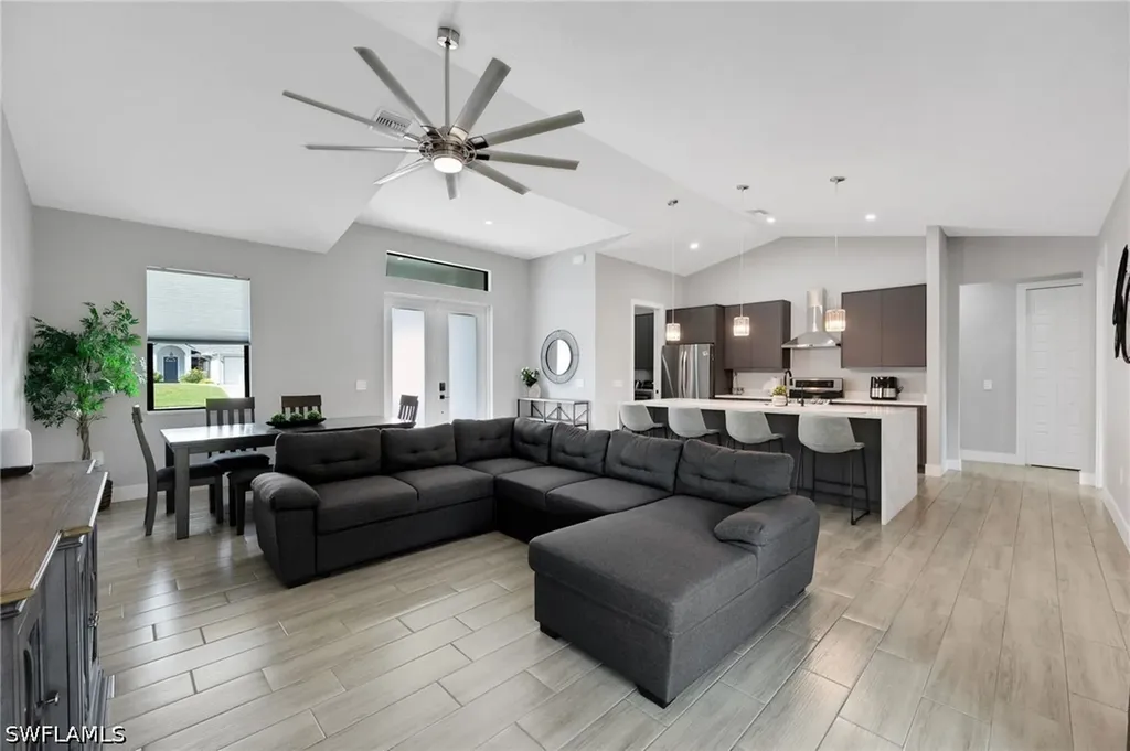 4618 Catalina Lane Bonita Springs FL 34134