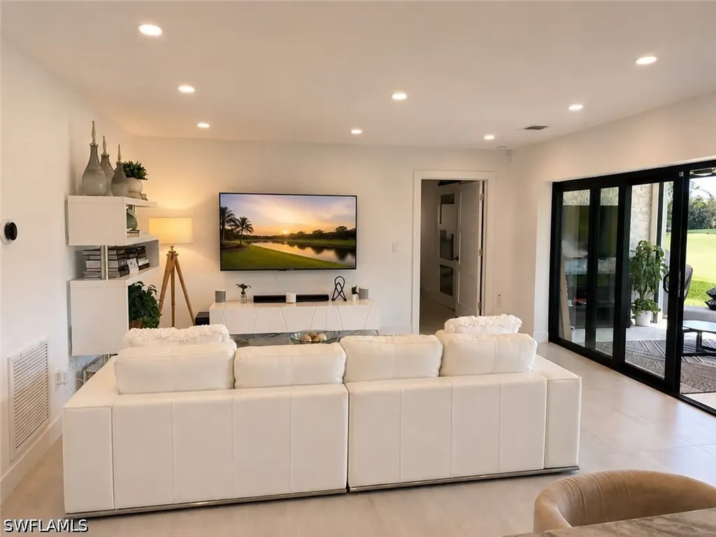 4556 Eagle Key Circle Naples FL 34112