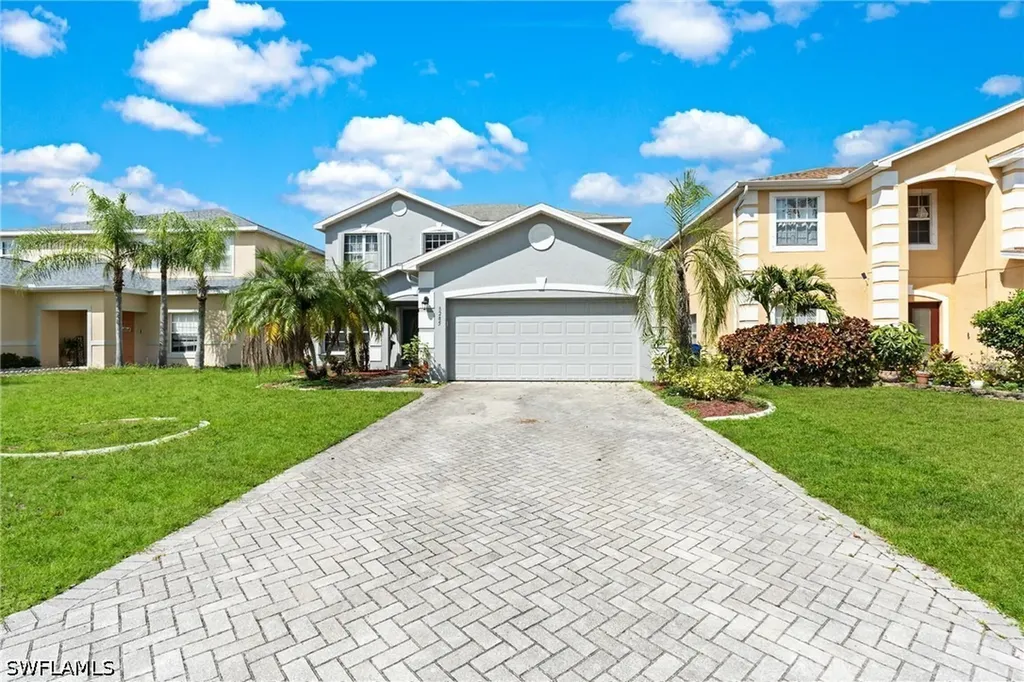 8285 Silver Birch Way Lehigh Acres FL 33971