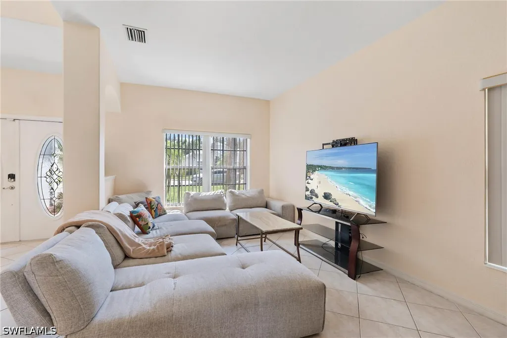 8285 Silver Birch Way Lehigh Acres FL 33971