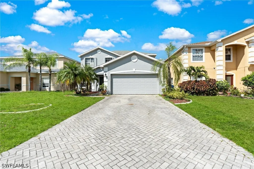 8285 Silver Birch Way Lehigh Acres FL 33971