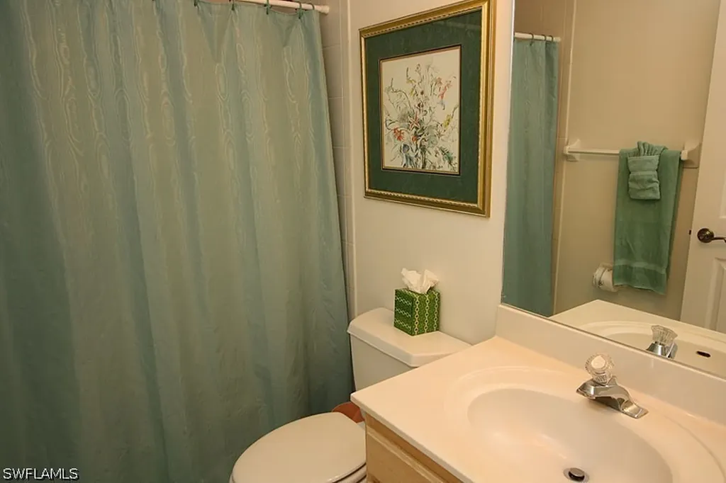 8437 Abbington Circle Naples FL 34108