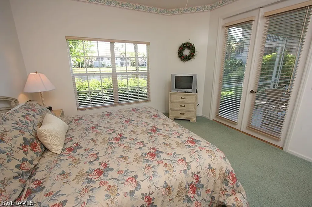 8437 Abbington Circle Naples FL 34108