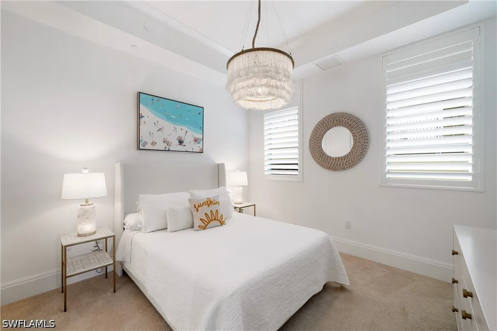 875 6th Avenue S Naples FL 34102