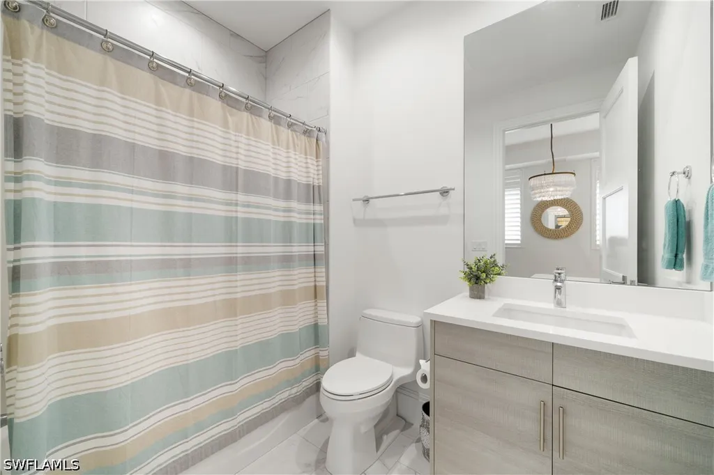 875 6th Avenue S Naples FL 34102