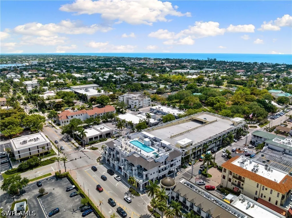 875 6th Avenue S Naples FL 34102