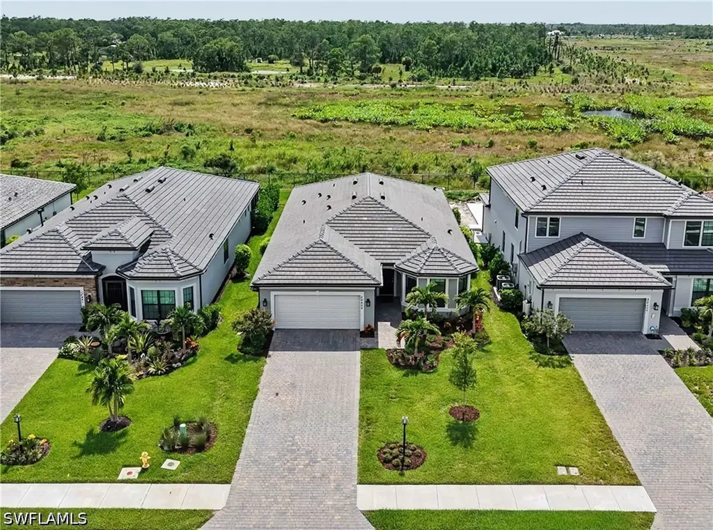 Estero FL, 20645 Napa Loop