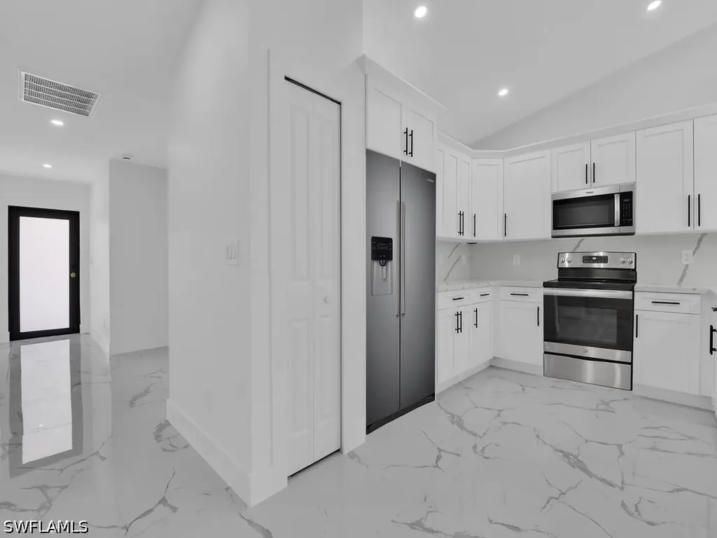 105/107 Meadow Road Lehigh Acres FL 33973