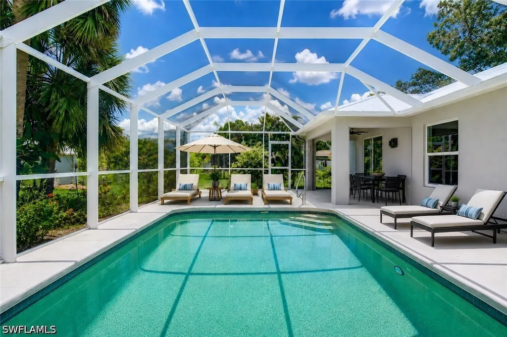 921 47th Avenue NE Naples FL 34120