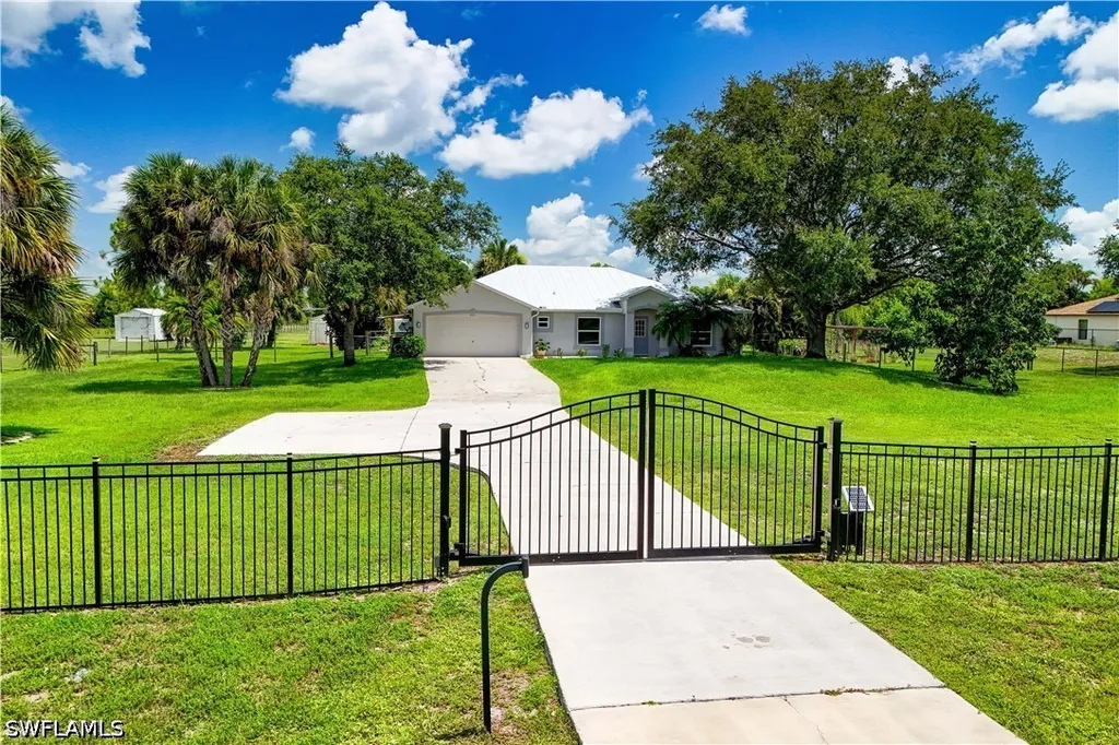 921 47th Avenue NE Naples FL 34120