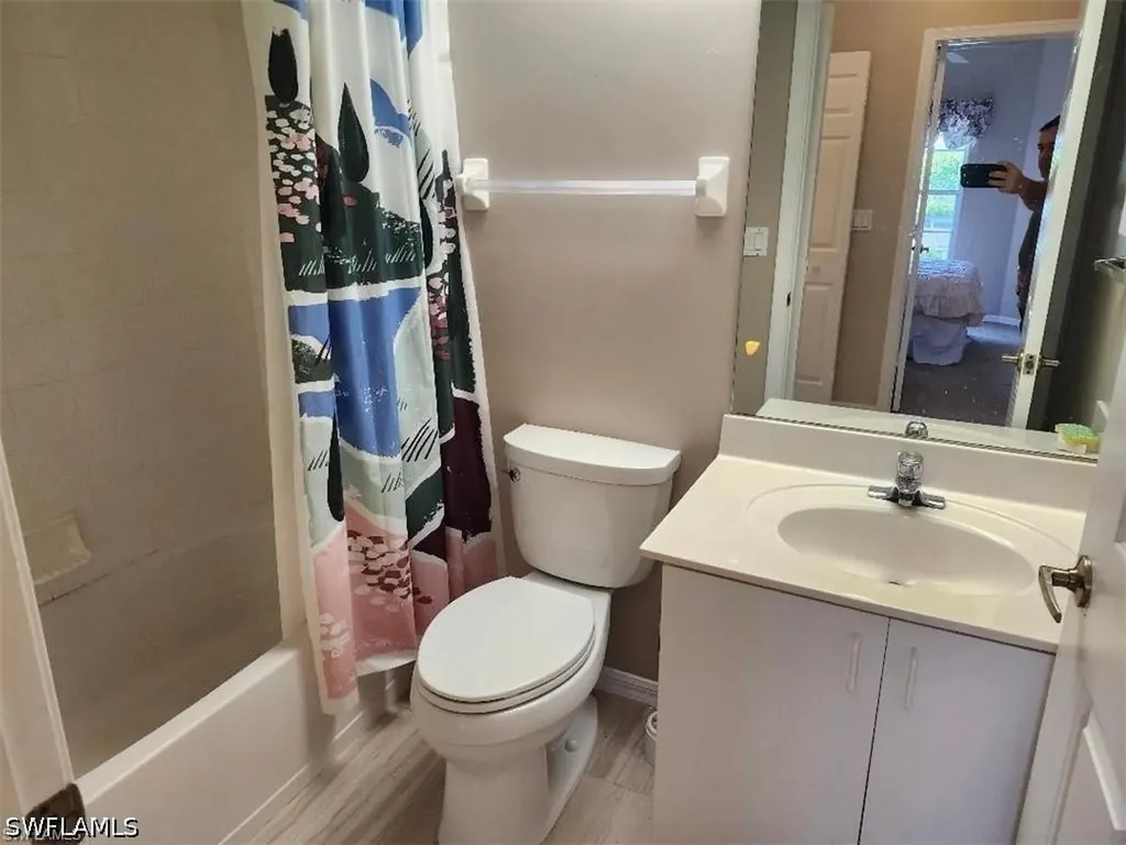2496 Orchid Bay Drive Naples FL 34109