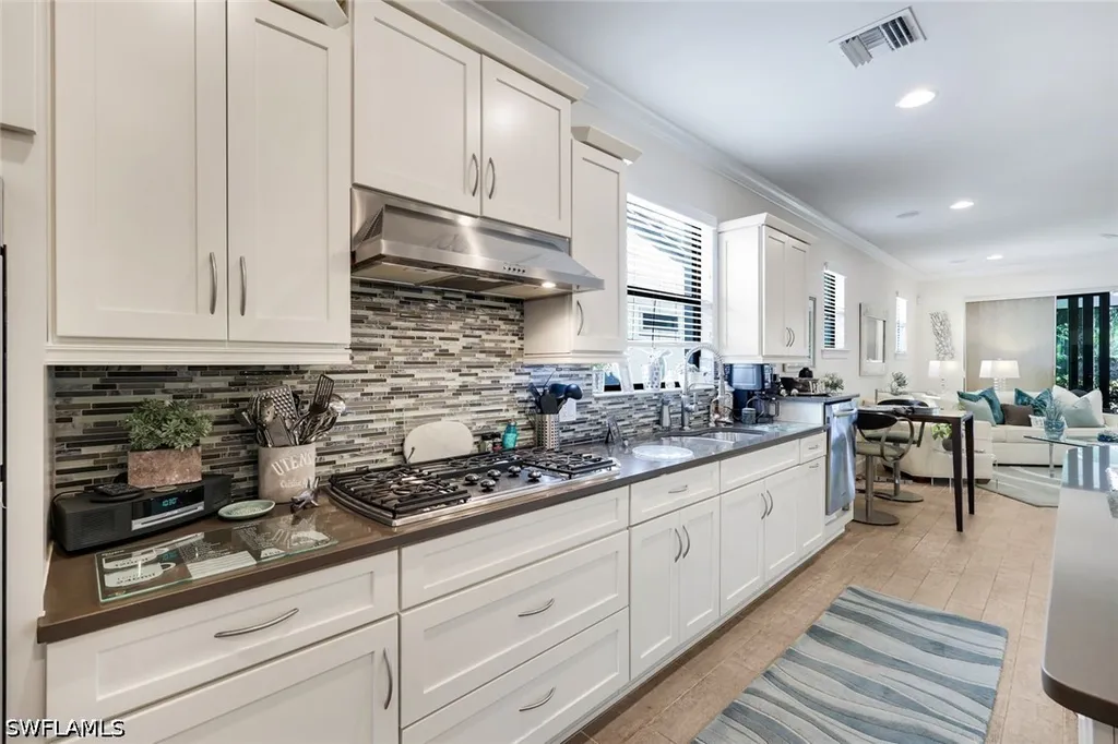 16345 Camden Lakes Circle Naples FL 34110