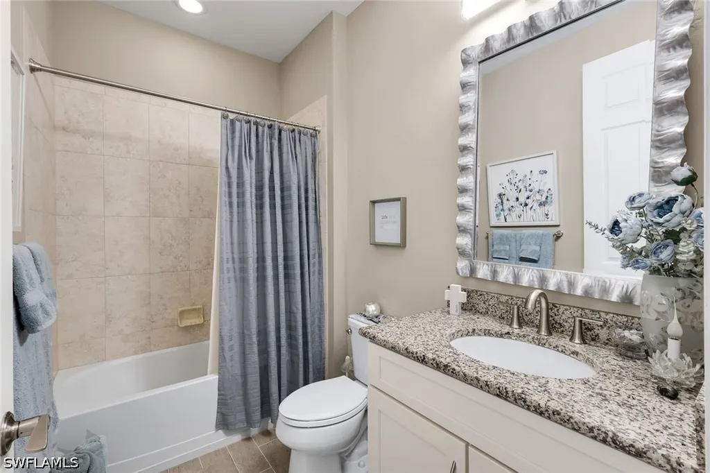 16345 Camden Lakes Circle Naples FL 34110