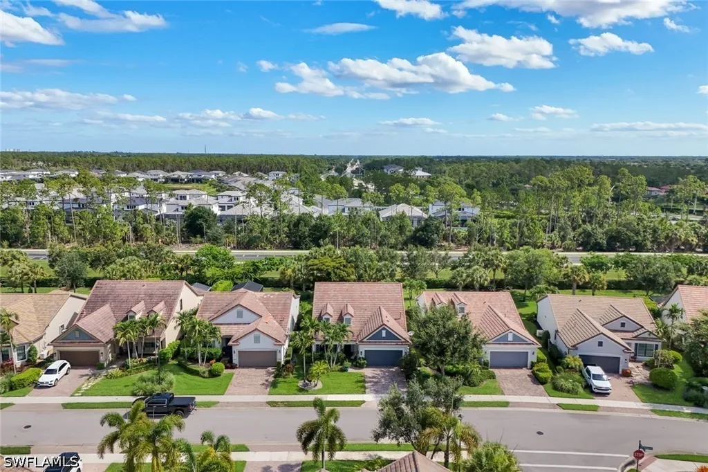 16345 Camden Lakes Circle Naples FL 34110