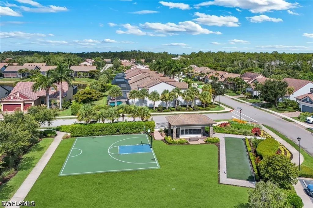 16345 Camden Lakes Circle Naples FL 34110