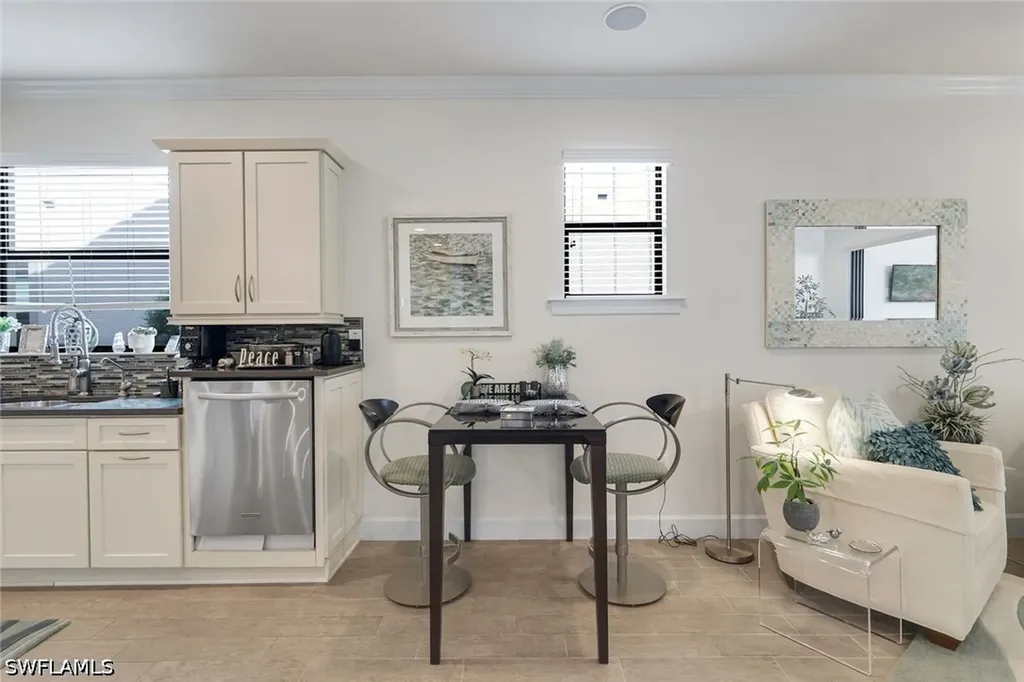 16345 Camden Lakes Circle Naples FL 34110