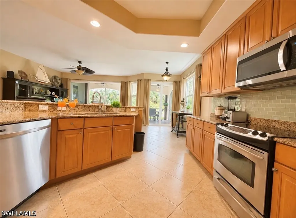 1277 Rialto Way Naples FL 34114