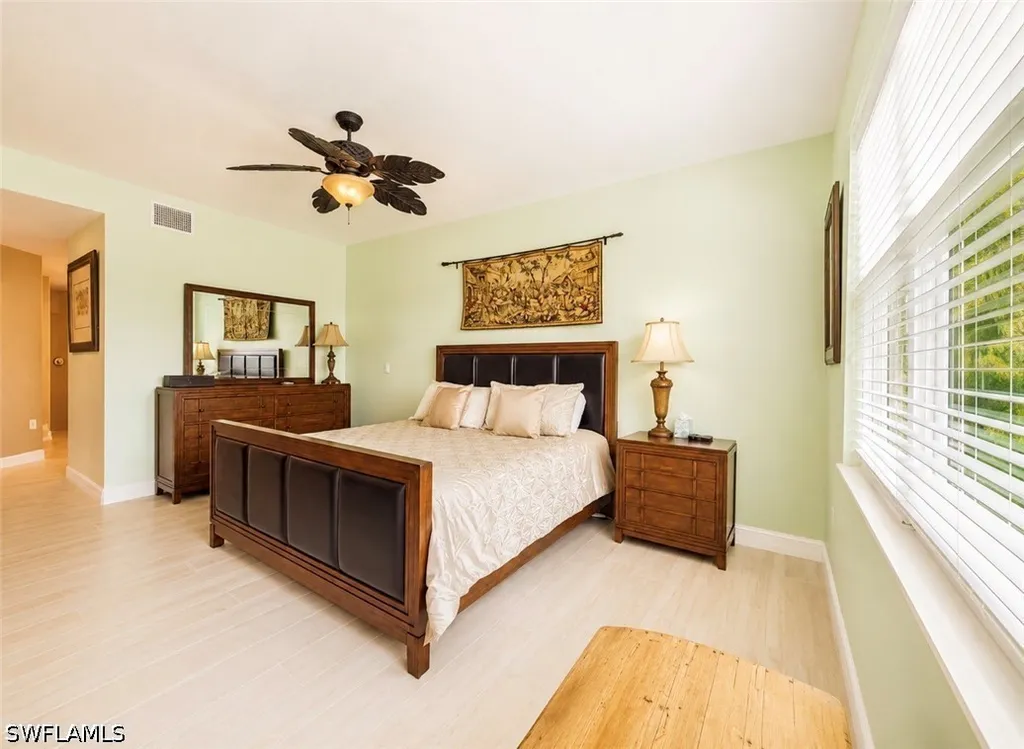 1277 Rialto Way Naples FL 34114